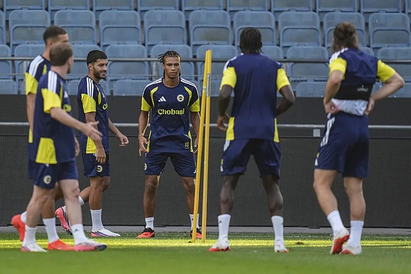 fenerbahcede romelu lukaku transferi bitmek uzere 2 HI3YIN5F