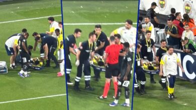 Fenerbahçe'de sakatlık şoku! Oyun alanını sedyeyle terk etti 17 fenerbahcede sakatlik soku oyun alanini sedyeyle terk etti Xcej9tLB