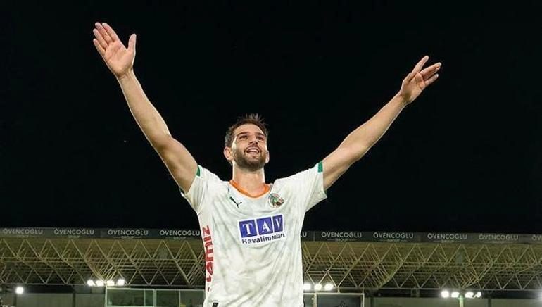 Fenerbahçe'de stopere Ümit Akdağ! Görüşmeler başladı... 2 fenerbahcede stopere umit akdag gorusmeler basladi 0 LsmUG2L3