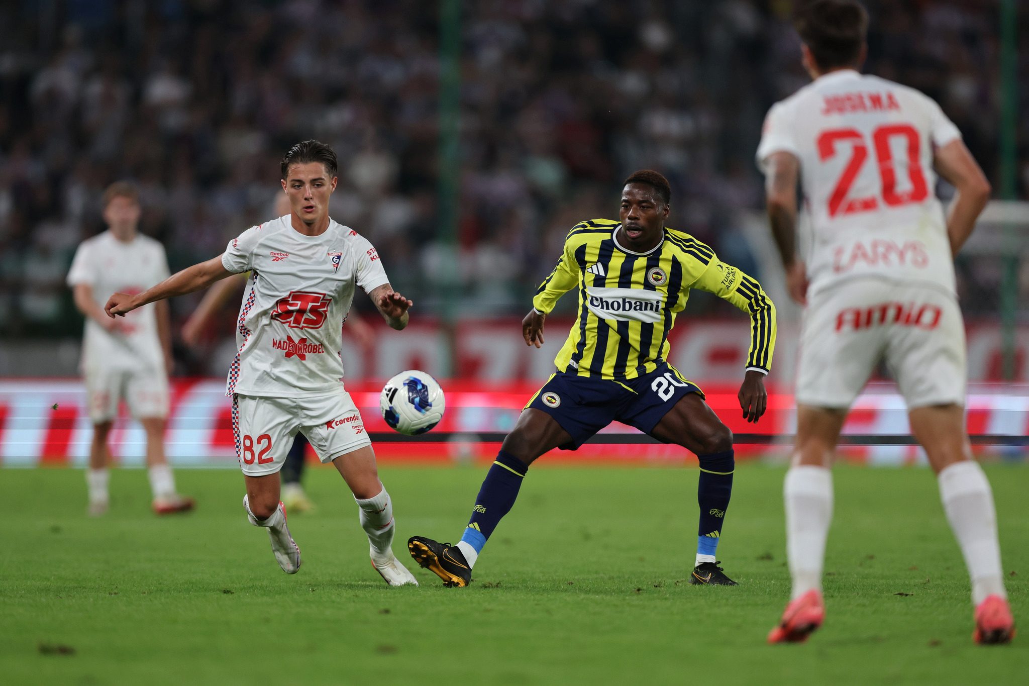 fenerbahcede surpriz ayrilik ihtimali devre arasinda gelmisti 10 rnhKjPuT