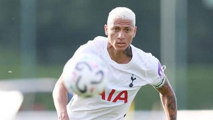 Fenerbahçe'de sürpriz golcü harekatı! İngilizler duyurdu, rota Tottenham 5 fenerbahcede surpriz golcu harekati ingilizler duyurdu rota tottenham 3 bmNkHffd