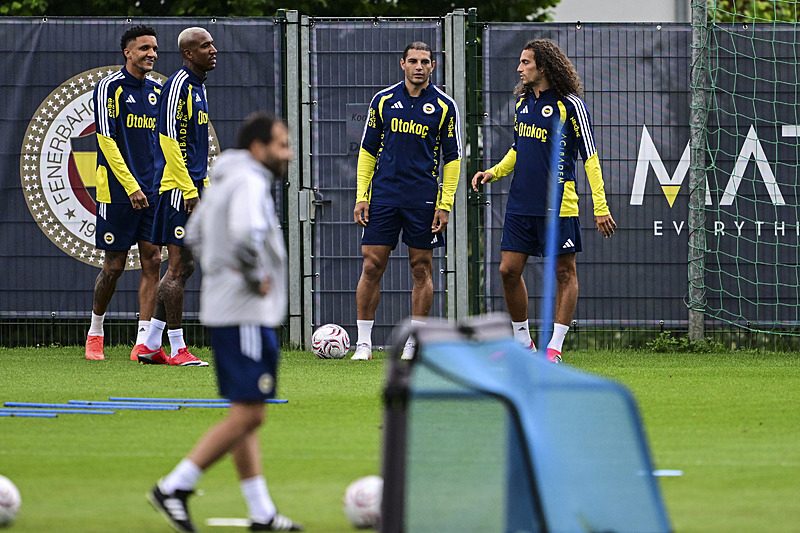 Fenerbahçe'de takım operasyonu! Beklenen veda gerçekleşiyor 7 fenerbahcede takim operasyonu beklenen veda gerceklesiyor 5 gLaTX2VV