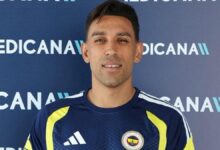 Fenerbahçe'de ulusal futbolcular sıhhat denetiminden geçti 13 fenerbahcede ulusal futbolcular sihhat denetiminden gecti Pf9LB4Tg