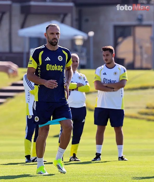 Fenerbahçe'de Vedat Muriqi'nin alanlara dönüş tarihi muhakkak oldu! 4 fenerbahcede vedat muriqinin alanlara donus tarihi muhakkak oldu 2 uADODpvT