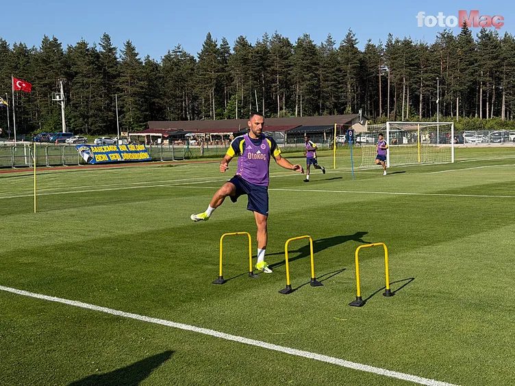 Fenerbahçe'de Vedat Muriqi'nin alanlara dönüş tarihi muhakkak oldu! 6 fenerbahcede vedat muriqinin alanlara donus tarihi muhakkak oldu 4 XzgkWSmV