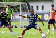 fenerbahcede yeni donem hazirliklari devam etti n6ej7grY