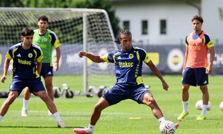 Fenerbahçe'de yeni dönem hazırlıkları devam etti 1 fenerbahcede yeni donem hazirliklari devam etti n6ej7grY