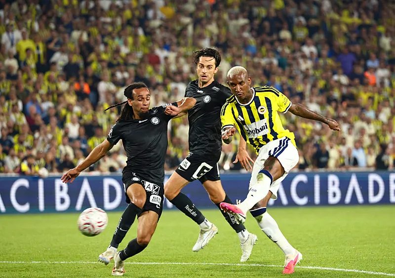 fenerbahceden besiktasa dev transfer calimi bu atilim buyuk ses getirir 3 BX81E24i