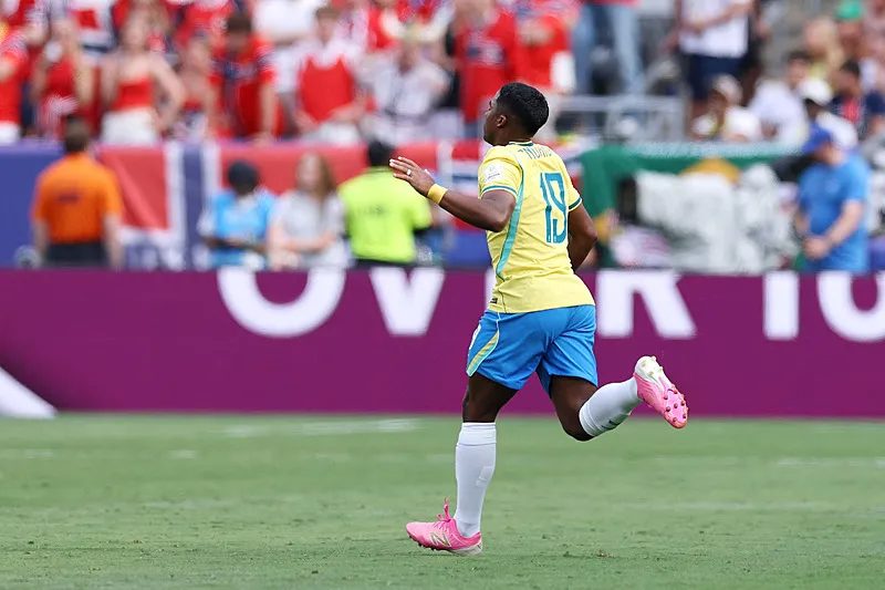 fenerbahceden bomba transfer bu atak cok konusulur 2 pMwNldw5