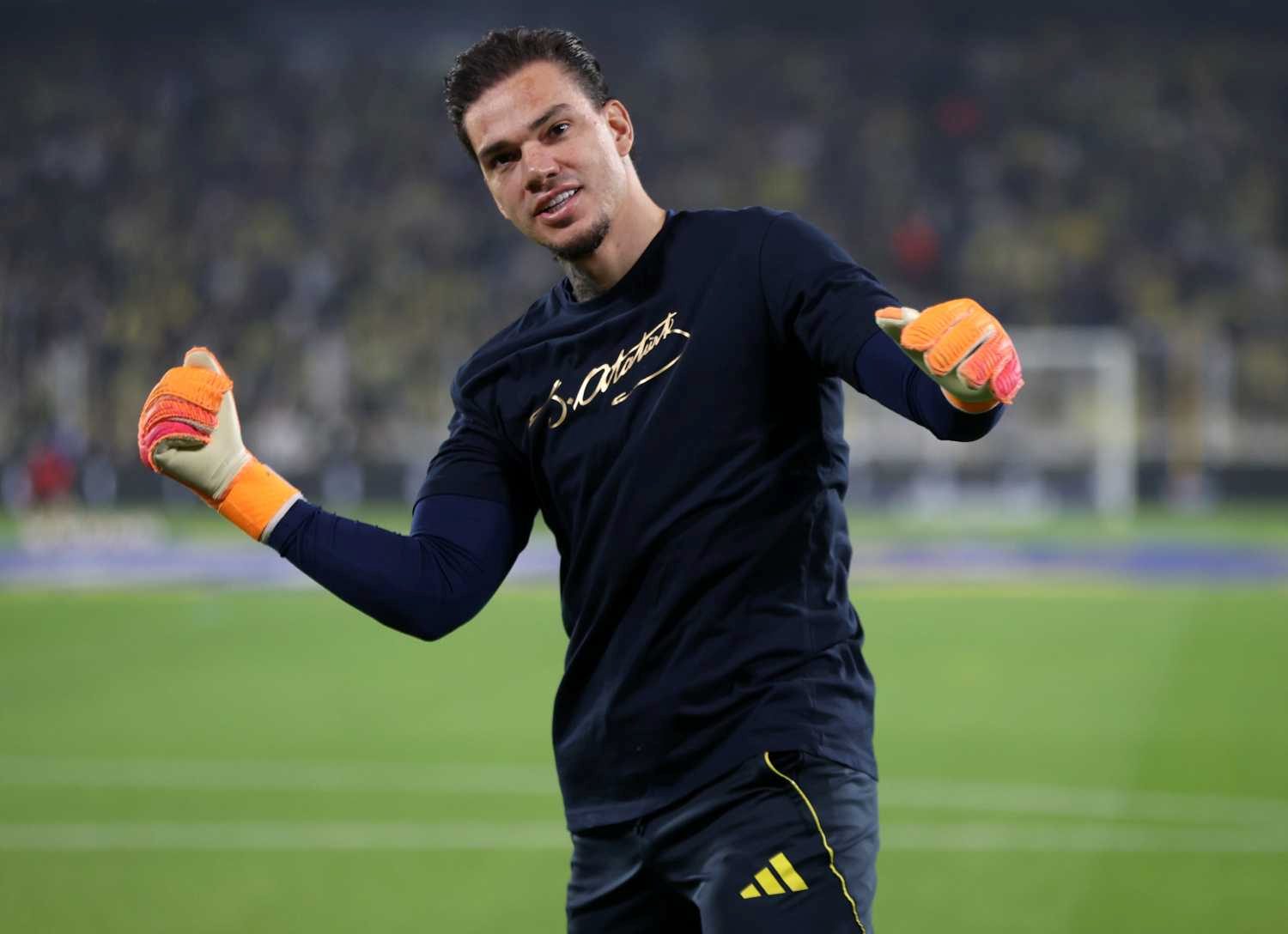 Fenerbahçe'den Ederson hamlesi! Transferde karar günü yaklaşıyor 2 fenerbahceden ederson hamlesi transferde karar gunu yaklasiyor 0 N8sJrpcP
