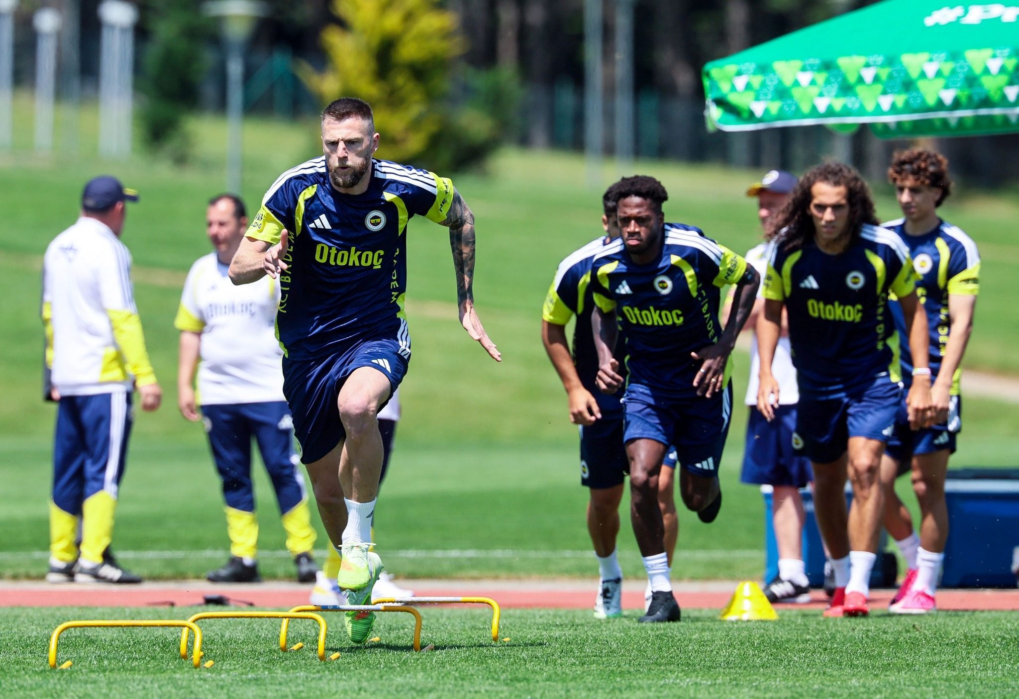 Fenerbahçe'den fırsat transferi! Belçika basını o gelişmeyi duyurdu 4 fenerbahceden firsat transferi belcika basini o gelismeyi duyurdu 2 NI6ltD67