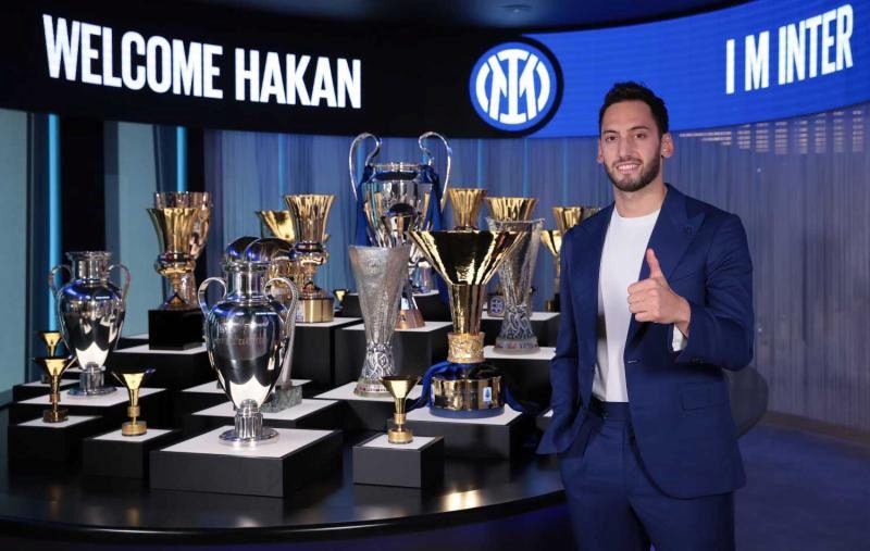 fenerbahceden hakan calhanoglu atagi aziz yildirim sahsen devrede 8 56uJCOiP