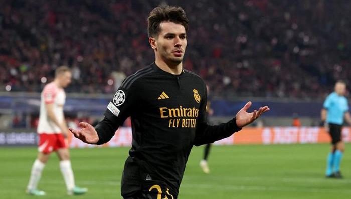 Fenerbahçe'den Real Madrid'in yıldızına transfer kancası! İsmail Kartal'ın ilgisini çekti 6 fenerbahceden real madridin yildizina transfer kancasi ismail kartalin ilgisini cekti 4 d6LvVHIF