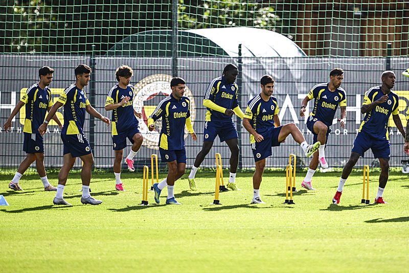 Fenerbahçe'den sessiz sedasız transfer hamlesi! Greenwood derken... 2 fenerbahceden sessiz sedasiz transfer hamlesi greenwood derken 0 Mv7WkhhB