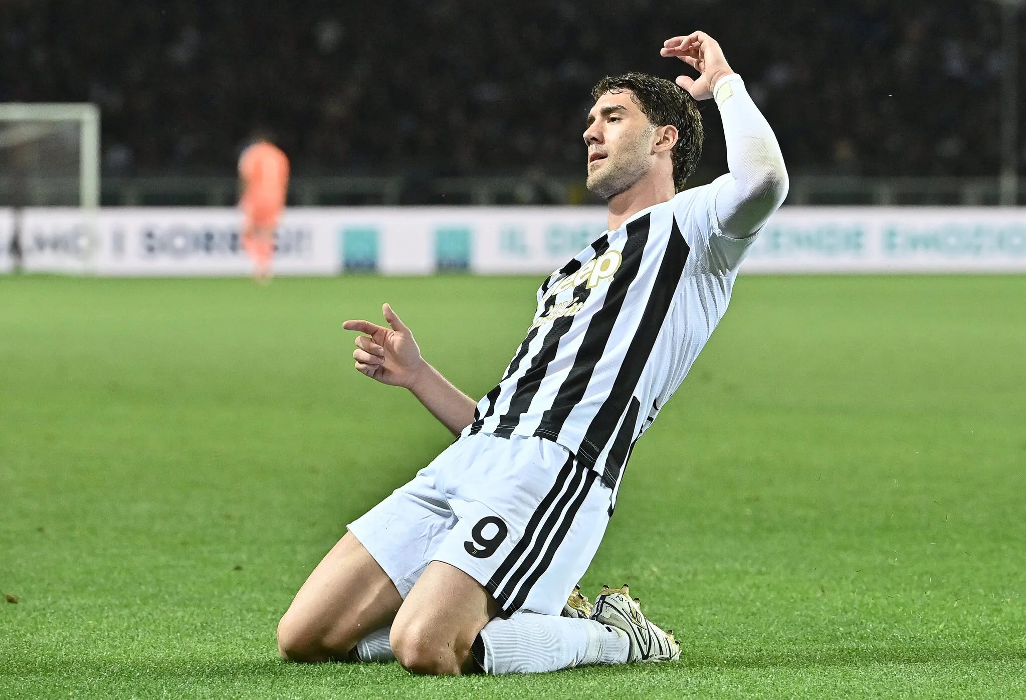 fenerbahceden ustun ligi karistiracak hamle besiktasin vlahovic plani bozulabilir 14