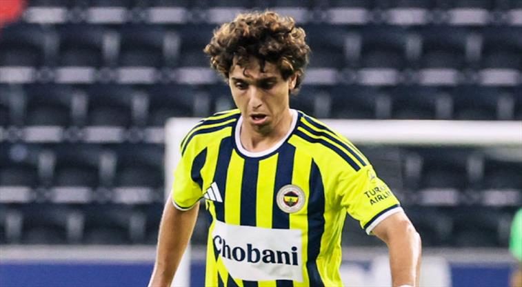 Fenerbahçeli futbolcuya teklif yağmuru! 5 talip birden 1 fenerbahceli futbolcuya teklif yagmuru 5 talip birden yWwud1Aa