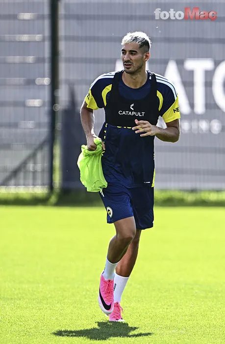 Fenerbahçeli isme beklenmedik talip! O yıldızın yerine istiyorlar 10 fenerbahceli isme beklenmedik talip o yildizin yerine istiyorlar 8 mFyejfSC