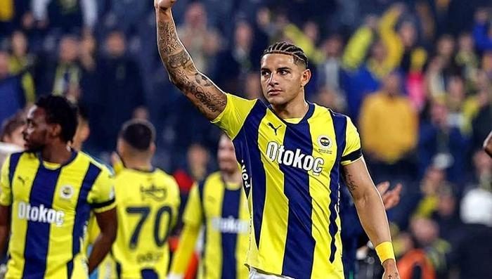 Fenerbahçeli yıldız ayrılığı kafasına koydu! İtalya'ya gitmek istiyor 7 fenerbahceli yildiz ayriligi kafasina koydu italyaya gitmek istiyor 5 O8n1HTky