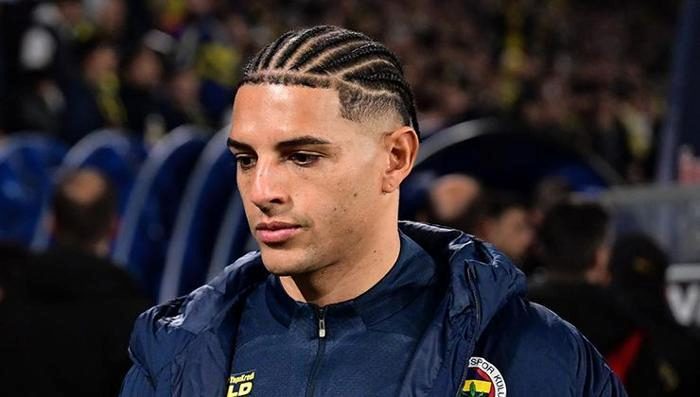 Fenerbahçeli yıldız ayrılığı kafasına koydu! İtalya'ya gitmek istiyor 8 fenerbahceli yildiz ayriligi kafasina koydu italyaya gitmek istiyor 6 DO5lTThk