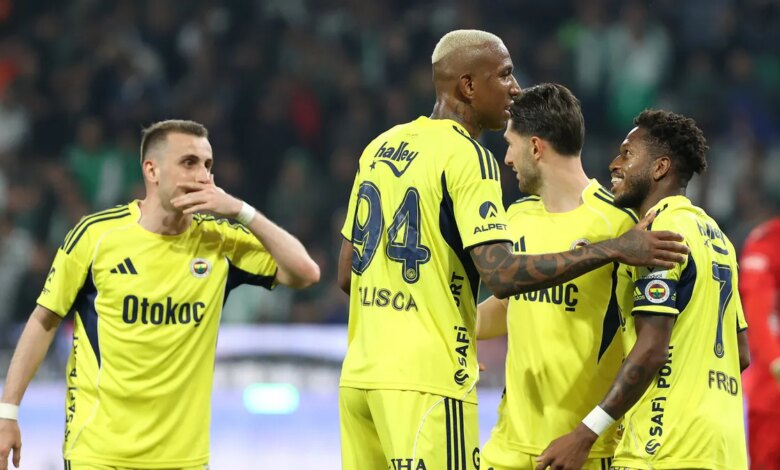 Fenerbahçeli yıldız için transfer itirafı: Onu ikna etmeye... 1 fenerbahceli yildiz icin transfer itirafi onu ikna etmeye BJU9H95H