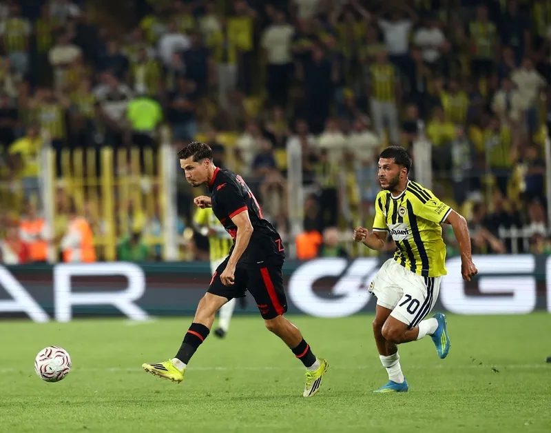 Fenerbahçe'nin Gornik Zabrze karşısında birinci 11'i açıklandı! 4 fenerbahcenin gornik zabrze karsisinda birinci 11i aciklandi 2 Kht96bpM