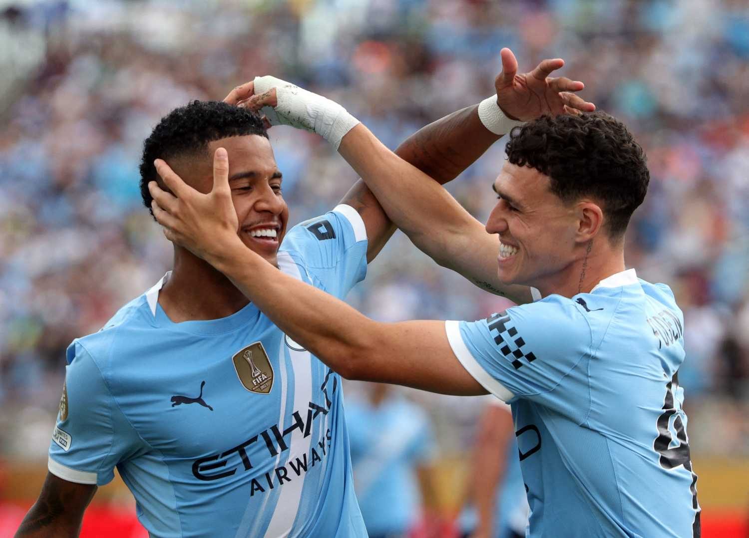 fenerbahcenin yeni sol kanadi manchester cityden gorusmeler basladi 5 ORalD3fS