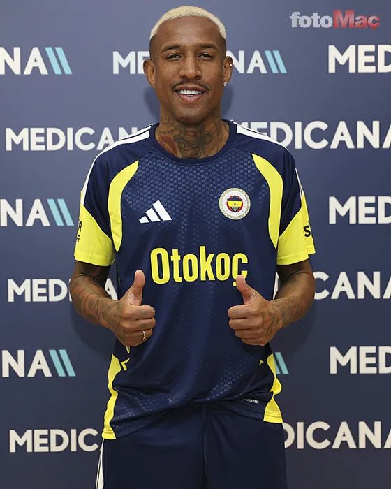 Fenerbahçe'nin yıldızına Hull City kancası! Transferde maaş ayrıntısı 7 fenerbahcenin yildizina hull city kancasi transferde maas ayrintisi 5