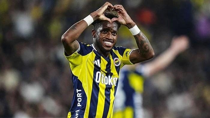 Fenerbahçe'nin yıldızının aklını çelmeye çalışıyorlar! 'Ne olur, bize gel' | Transfer itirafı 11 fenerbahcenin yildizinin aklini celmeye calisiyorlar ne olur bize gel transfer itirafi 9