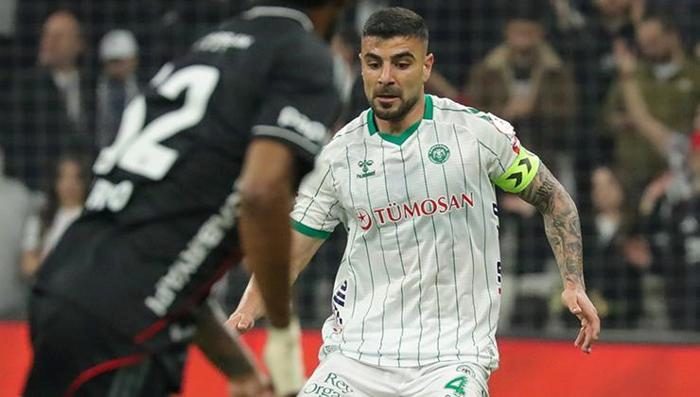 Fenerbahçe'ye Ake sonrası bir stoper daha! Listenin birinci sırasında 7 fenerbahceye ake sonrasi bir stoper daha listenin birinci sirasinda 5 SINMCJRi