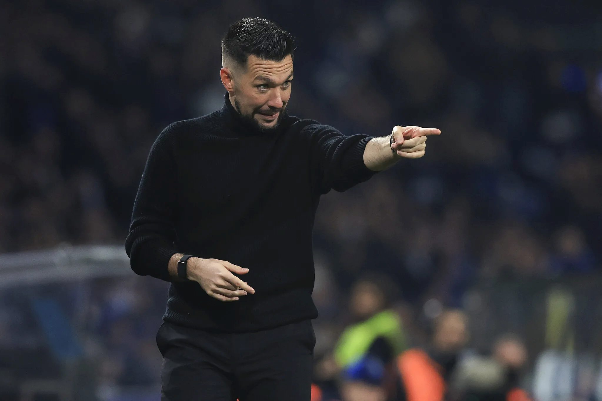 Francesco Farioli'den flaş Rodrigo Mora açıklaması: Bir oyuncu bana ayrılma ihtimalini sordu 6 francesco farioliden flas rodrigo mora aciklamasi bir oyuncu bana ayrilma ihtimalini sordu 4 nzAMVVaD