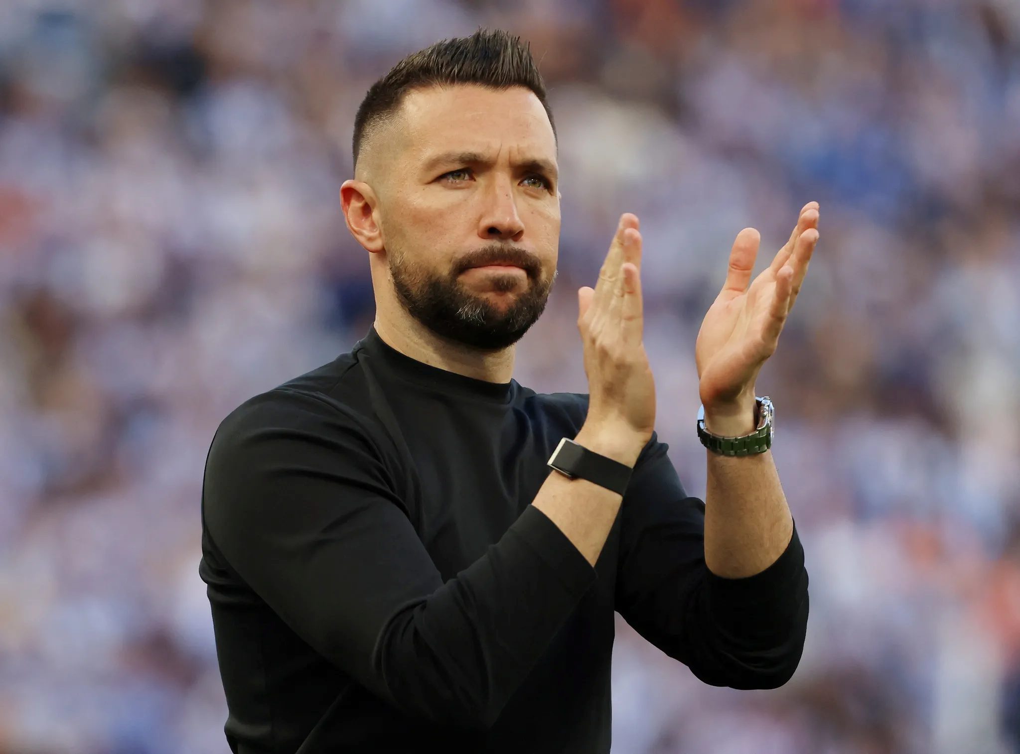 Francesco Farioli'den flaş Rodrigo Mora açıklaması: Bir oyuncu bana ayrılma ihtimalini sordu 7 francesco farioliden flas rodrigo mora aciklamasi bir oyuncu bana ayrilma ihtimalini sordu 5 I4tTwkba