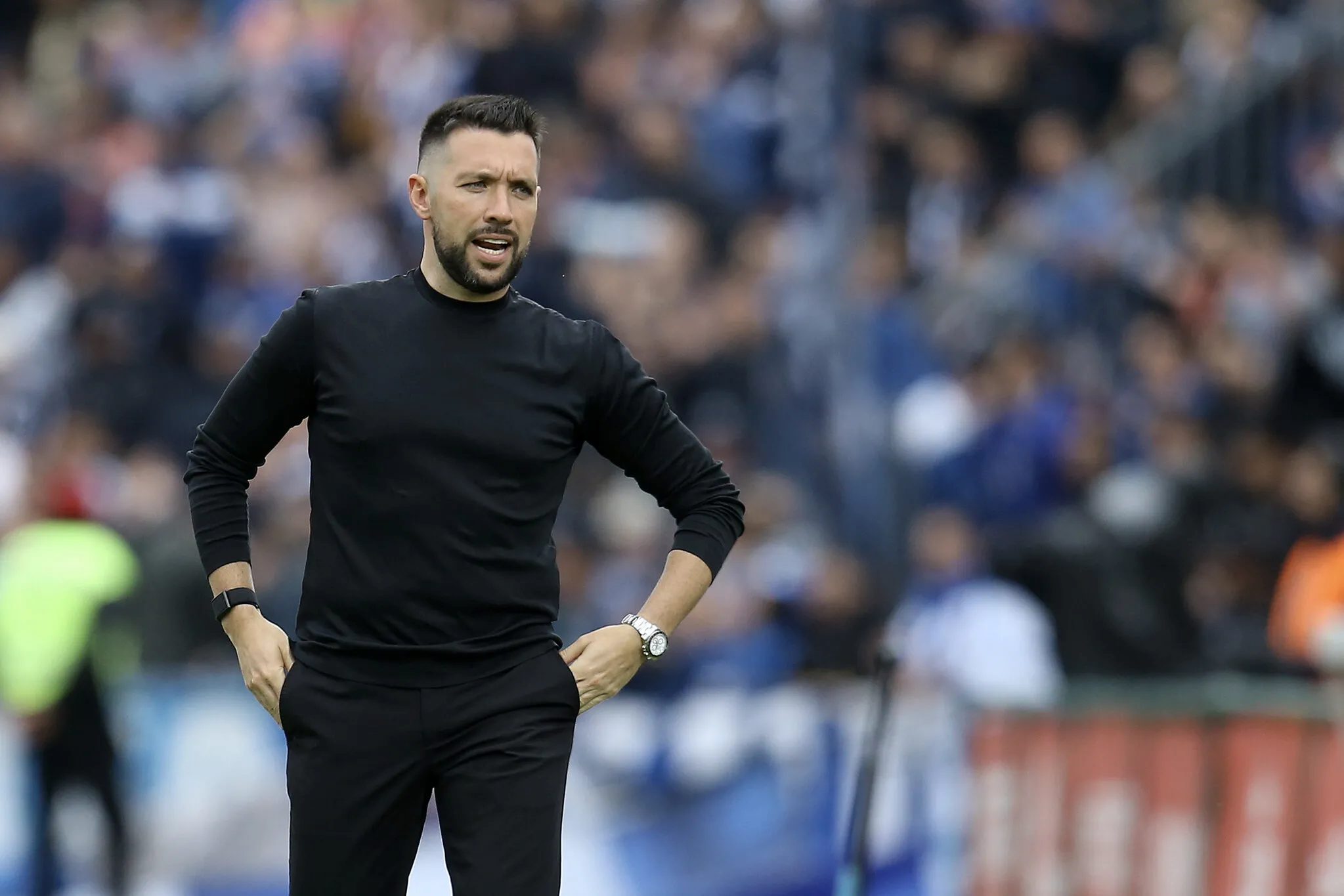 Francesco Farioli'den flaş Rodrigo Mora açıklaması: Bir oyuncu bana ayrılma ihtimalini sordu 8 francesco farioliden flas rodrigo mora aciklamasi bir oyuncu bana ayrilma ihtimalini sordu 6 KSkAFMeQ