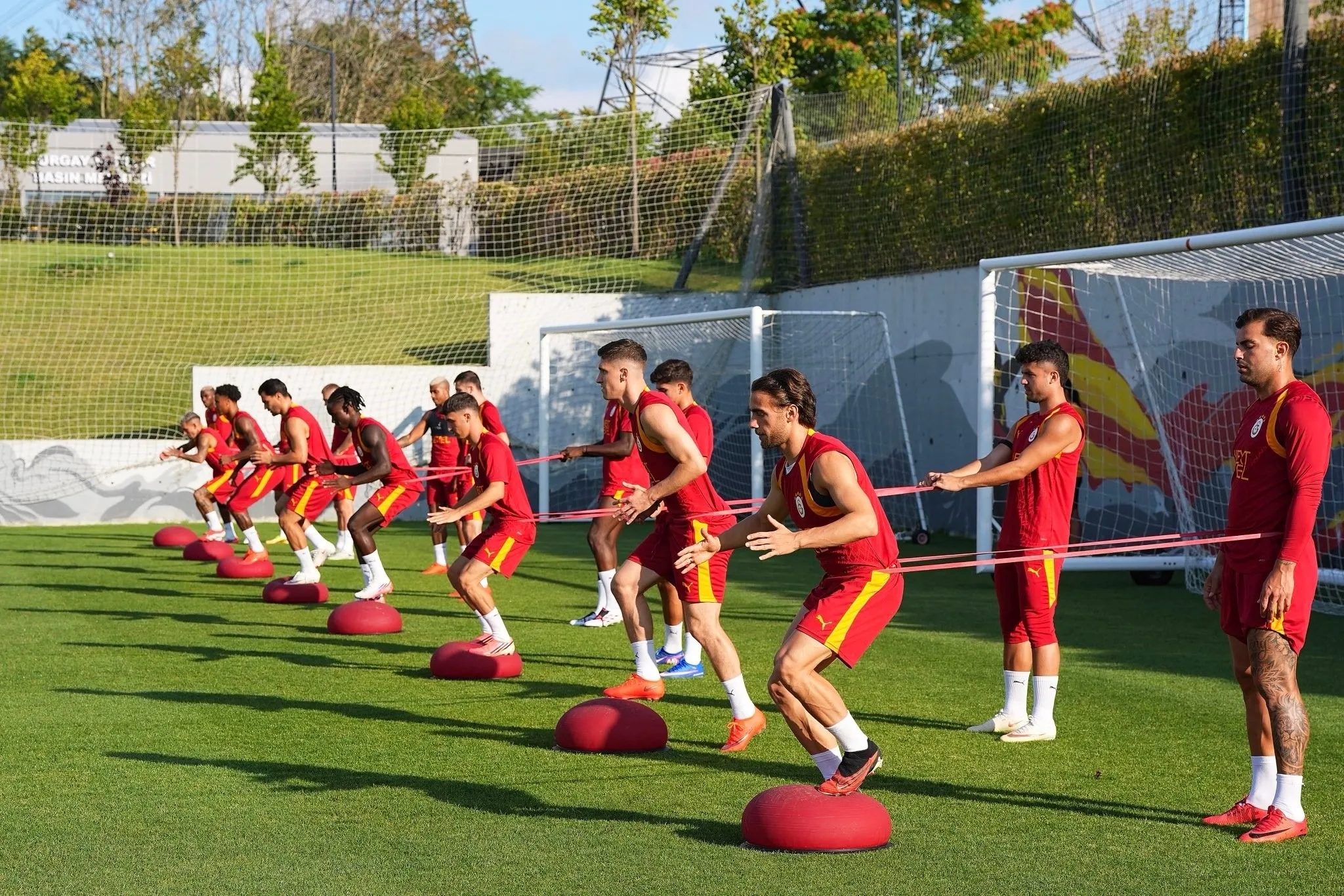 Galatasaray, Batrakov transferinde ısrarcı! Teklif güncellendi 2 galatasaray batrakov transferinde israrci teklif guncellendi 0 V6kwXaDJ
