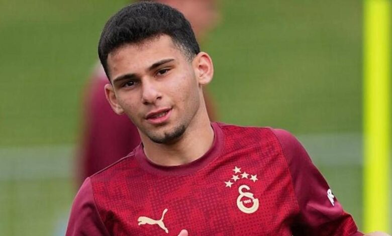 Galatasaray bu kere işi sıkı tuttu! Genç futbolcu ile mukavele imzaladı 1 galatasaray bu kere isi siki tuttu genc futbolcu ile mukavele imzaladi HJMECLsx