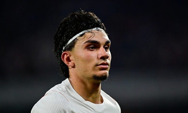 Galatasaray Can Uzun transferinde mutlu sona yakın! Fark 5 milyon euroya indi 1 galatasaray can uzun transferinde mutlu sona yakin fark 5 milyon euroya indi Vdfw8AuS