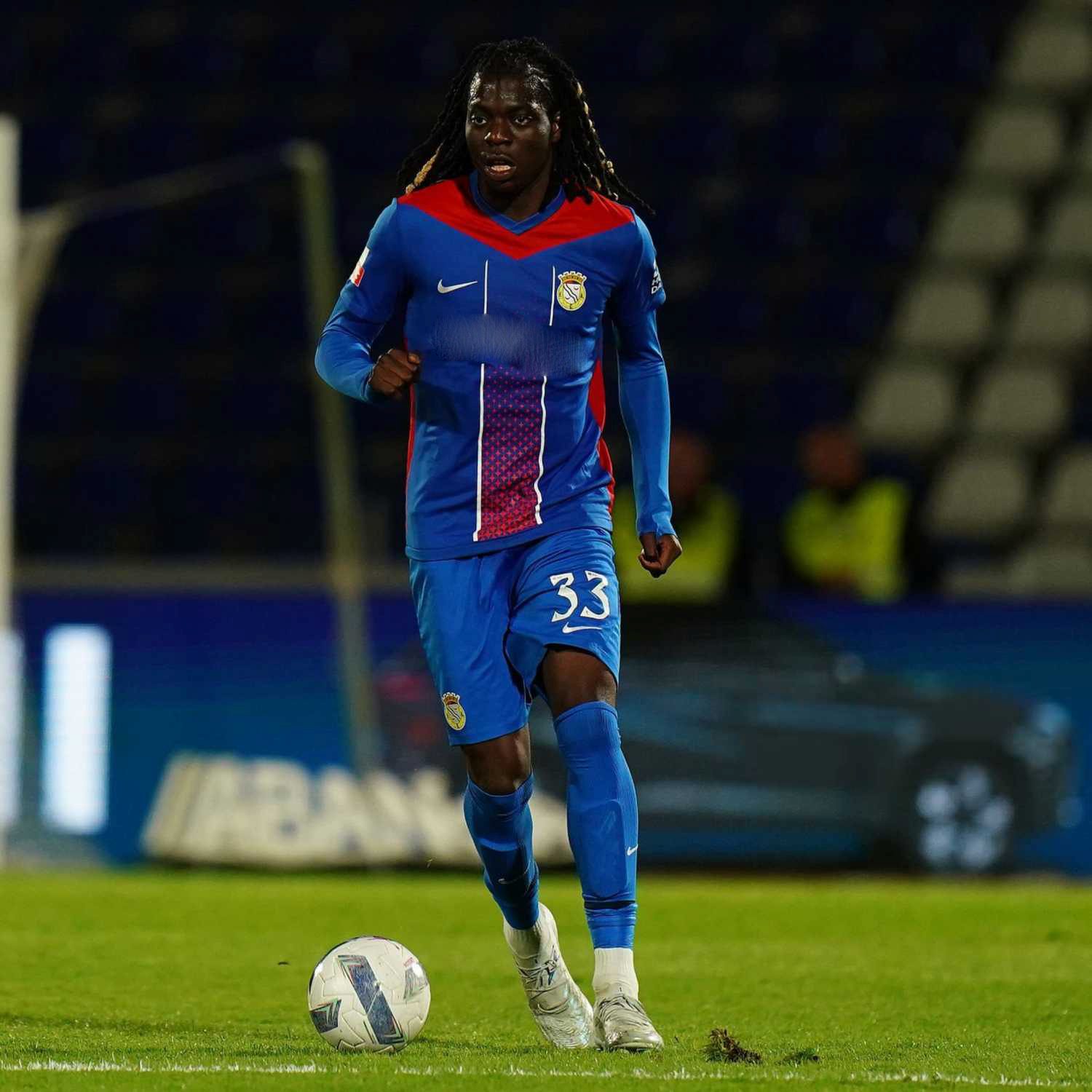 galatasaray genc yildizi 15 milyon euroya transfer edebilir 6 hkaenbvn