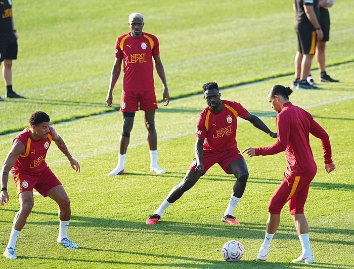 Galatasaray hazırlık maçı izle: Galatasaray-Villarreal maçı ne vakit, saat kaçta? Hangi kanalda? 3 galatasaray hazirlik maci izle galatasaray villarreal maci ne vakit saat kacta hangi kanalda 1 7h6l4p9y