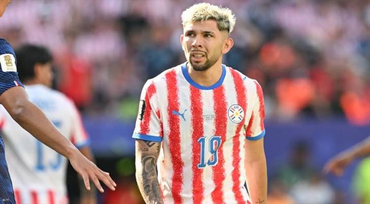 Galatasaray ile anılıyordu! Julio Enciso imzayı atıyor 1 galatasaray ile aniliyordu julio enciso imzayi atiyor