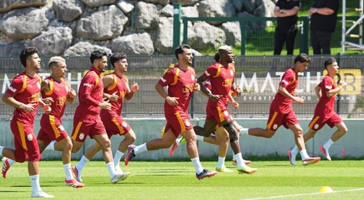 Galatasaray, yeni sezon hazırlıklarına devam etti 1 galatasaray yeni sezon hazirliklarina devam etti NsDCk2Xa