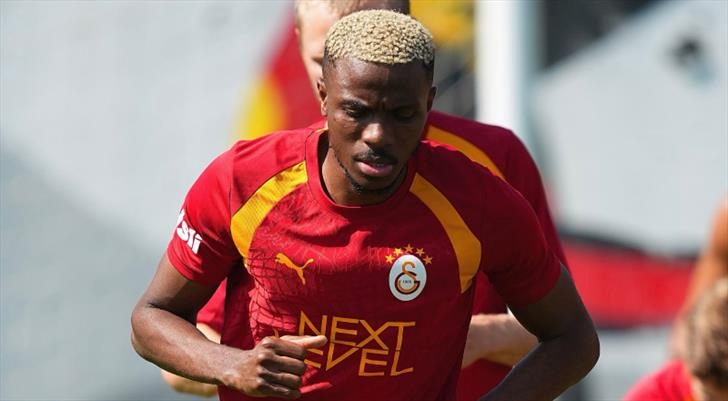 Galatasaray yeni sezon hazırlıklarını sürdürdü 1 galatasaray yeni sezon hazirliklarini surdurdu b9jL2k9S