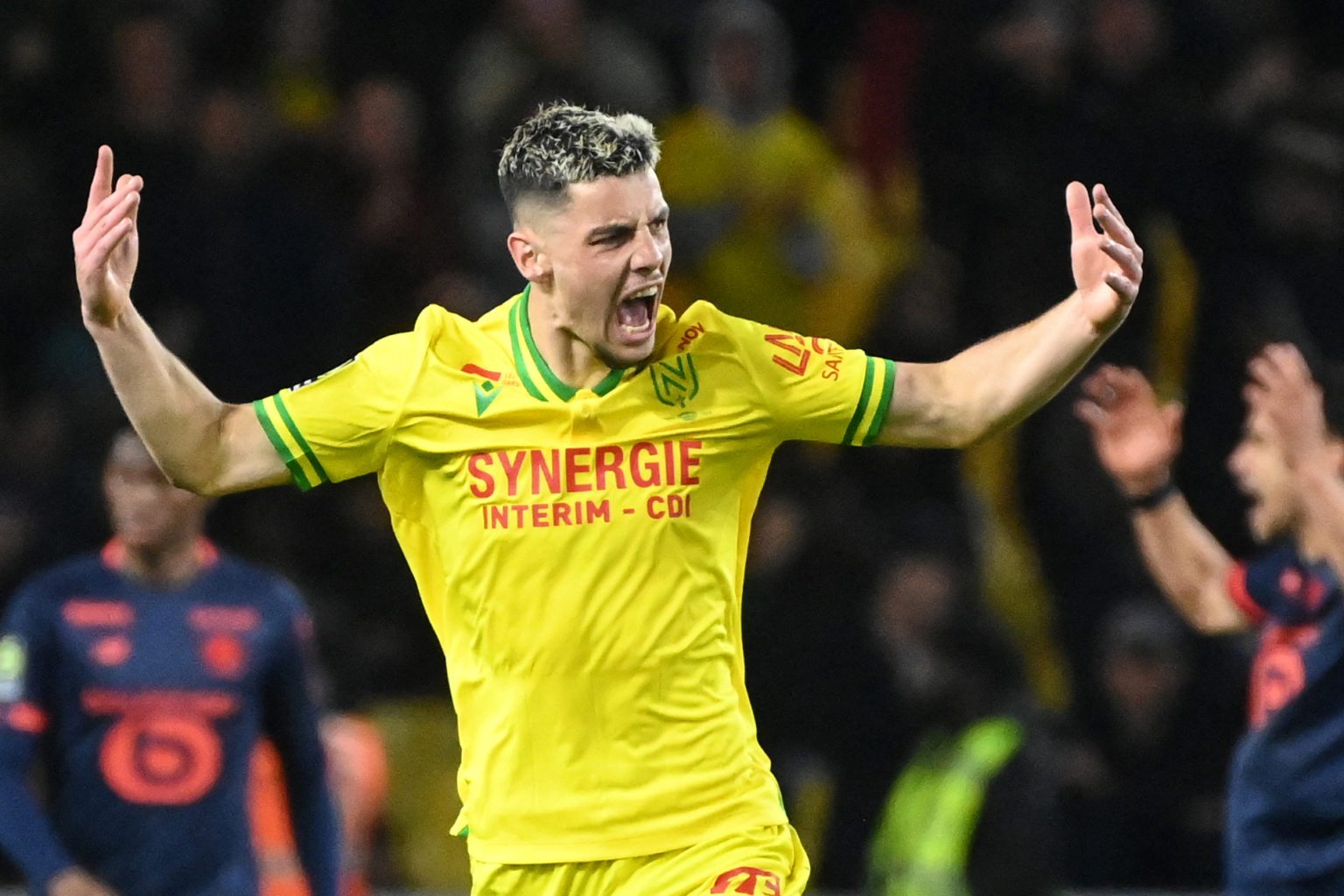 Galatasaray yıldız ismin transferi için el sıkıştı! Maaşını bile duyurdular 6 galatasaray yildiz ismin transferi icin el sikisti maasini bile duyurdular 4