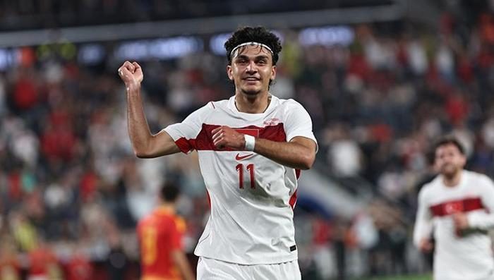 Galatasaray'a Can Uzun müjdesi! Muahedeye varıldı | İşte mukavele kaideleri ve müddeti 8 galatasaraya can uzun mujdesi muahedeye varildi iste mukavele kaideleri ve muddeti 6 4Gmbyusc