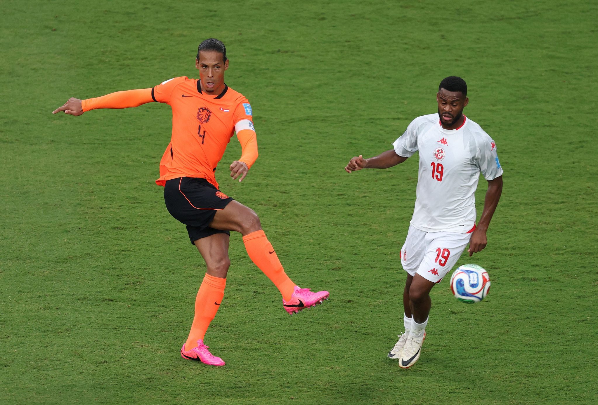 Galatasaray'a transferde Virgil van Dijk müjdesi! Yeni sözleşme... 7 galatasaraya transferde virgil van dijk mujdesi yeni sozlesme 5