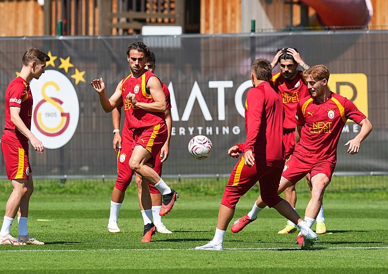 galatasarayda 104 depremi 2 oyuncuyla yollar ayrilacak 0 dfmXJaqi