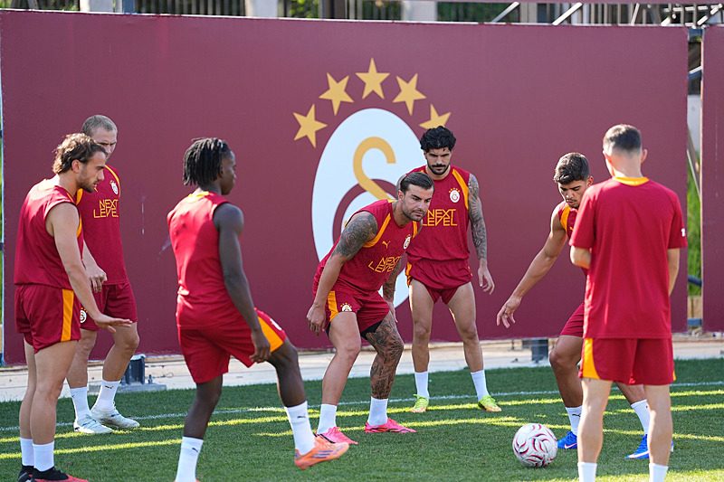 galatasarayda 104 depremi 2 oyuncuyla yollar ayrilacak 5 zngaljJq