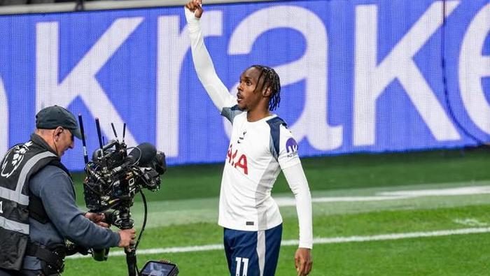 Galatasaray'da forvet transferinde zıt köşe! Jhon Duran beklenirken sürpriz isim 6 galatasarayda forvet transferinde zit kose jhon duran beklenirken surpriz isim 4 QhqHSRv3