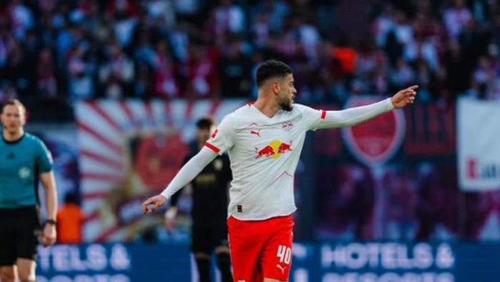 galatasarayda forvete surpriz isim okan buruk transferi sahsen istedi 3 y94t5j5j