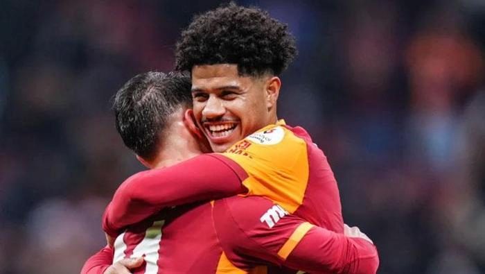 galatasarayda gabriel sara belirsizligi ayrilacak mi menajeri teklif getirecek 3 JD6RvNnl