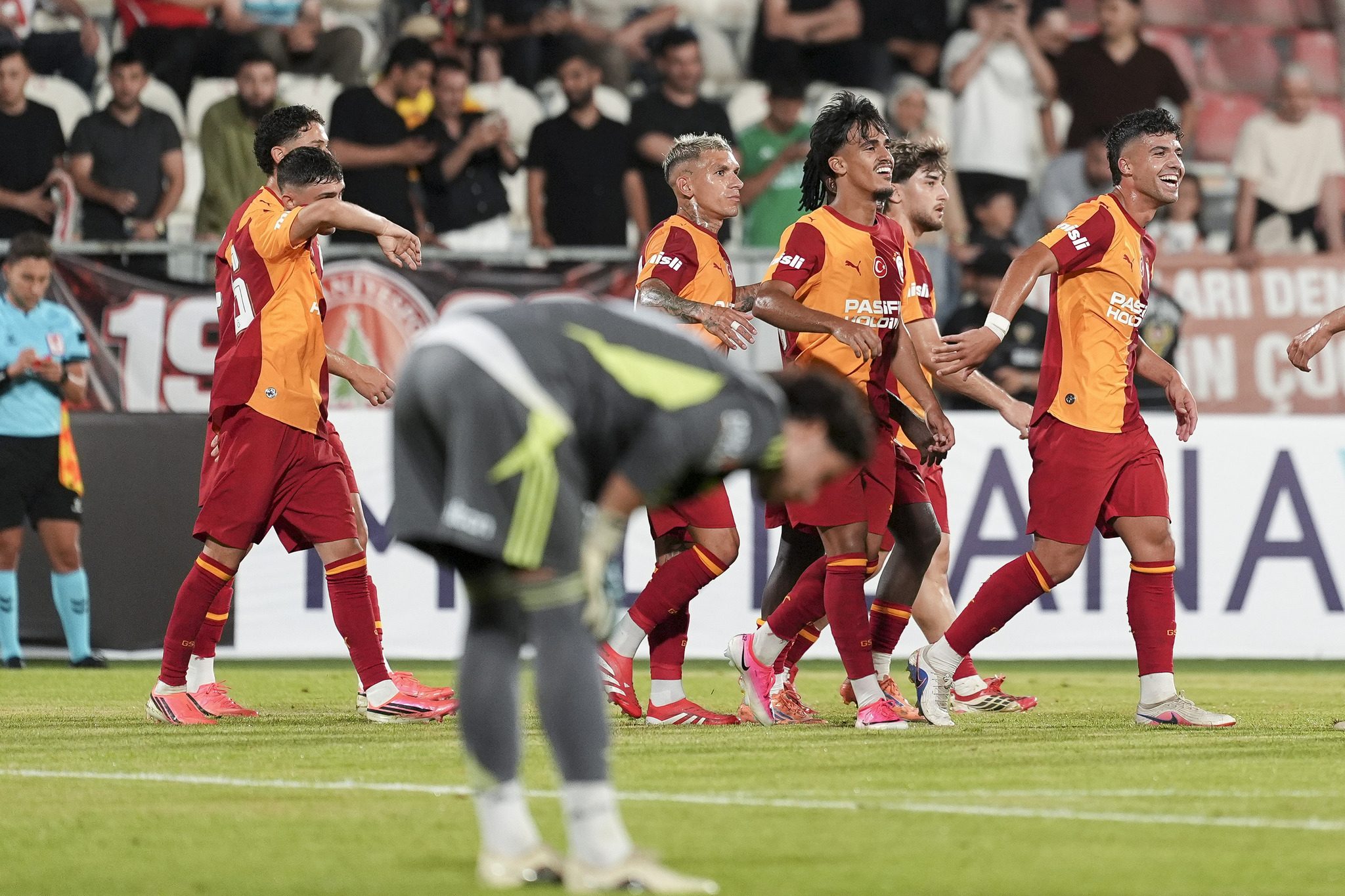 galatasarayda genclere kiralik formulu iki ismin talipleri var 3