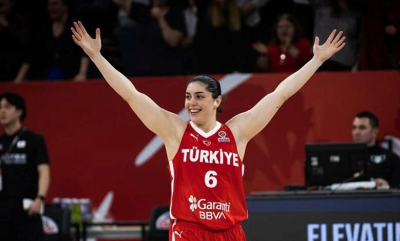 Galatasaray'da Gökşen Fitik ile mukavele uzatıldı 4 galatasarayda goksen fitik ile mukavele uzatildi yqDDNbEC